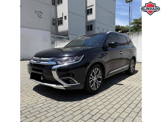 MITSUBISHI OUTLANDER 3.0 GT 4X4 V6 24V GASOLINA 4P AUTOMÁTICO